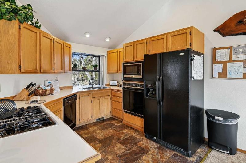 Fairway Village 01 - image 29