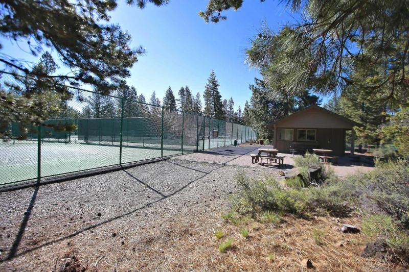 Fairway Village 01 - image 19