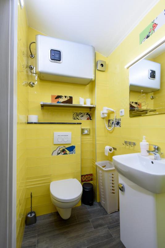 One-Bedroom Duplex Apartment with Balcony and Terrace image 3