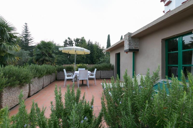 Quadruple Room image 3