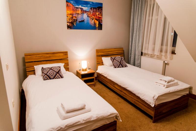 Single Room image 4