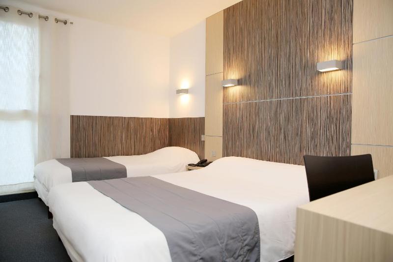 Triple Room image 4