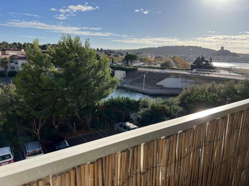 AIG_183 Studio rénové avec terrasse et vue exceptionnelle sur la marina l’étang et le village de Gruissan - image 14