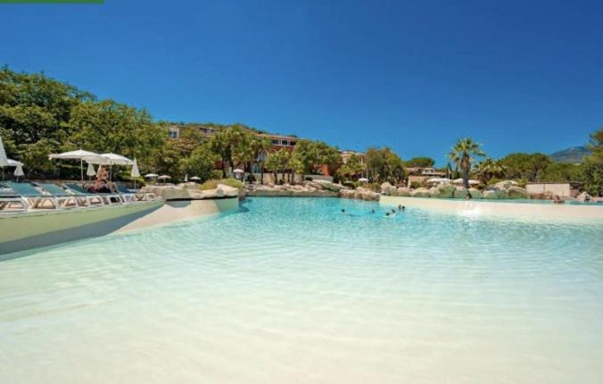 SM580-3001 Les Bastides domaine avec piscine a GRIMAUD - image 10