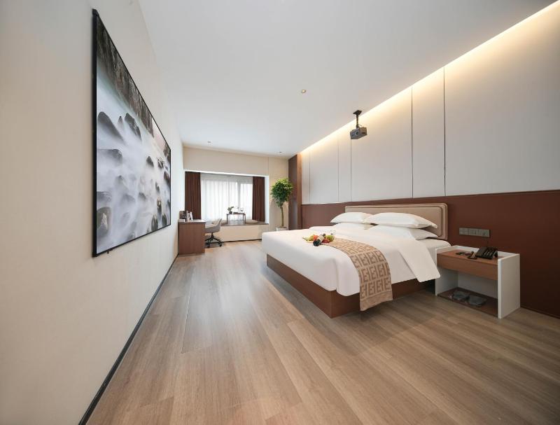 Leaf Hotel Qingdao Golden Sand Beach - image 11