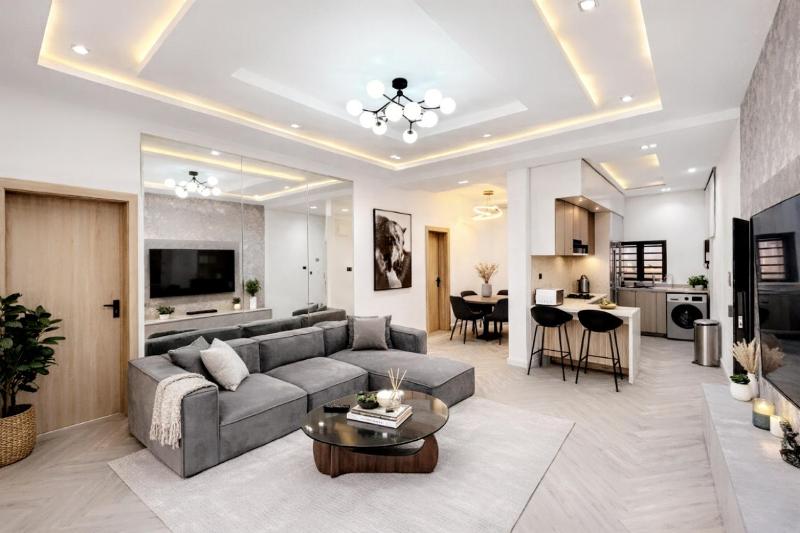 2Bedroom WiFi 247 Power in Lekki Smart dstv - image 7