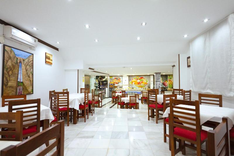 Apartamentos El Tajo & SPA - image 45