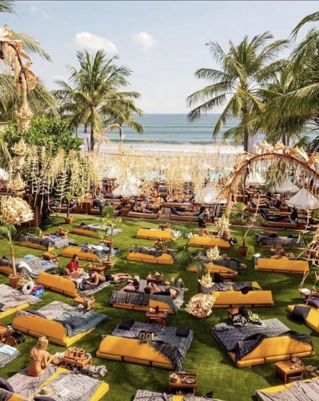 Canggu's Latest Showstopper Designers 7-Bed XXL Happy People Villa off Nelayan Beach - image 20