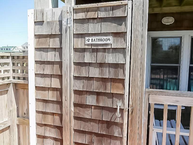 Happy Dog Days - Nags Head MP 11 Ocean View 50 Yds to Beach Elevator Pool Hot Tub Pets OK Flex Stays - image 34