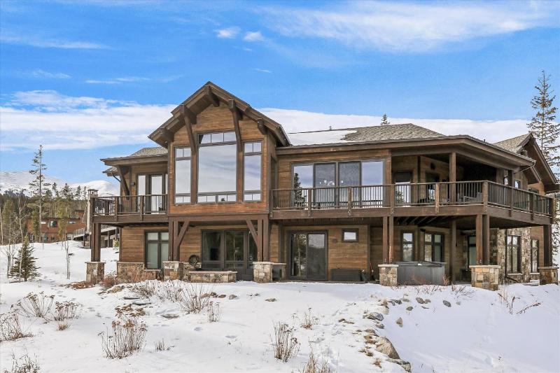 Barton Creek Vista: Secluded Peak 7 Home Hot Tub & Fireplace! - image 11