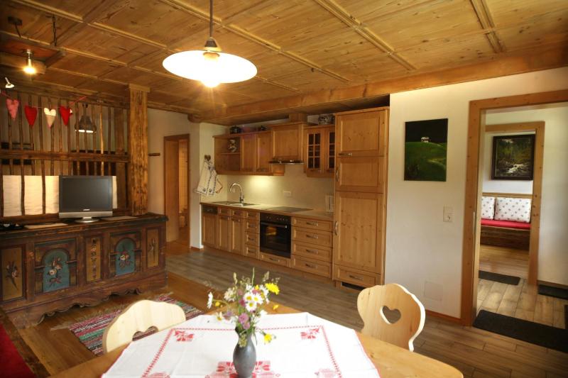 Comfort Two-Bedroom Apartment with Terrace image 3