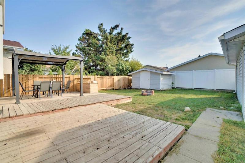 Edmonton House w/5BR/3BA/2Kitchens & Fenced Yard - image 41