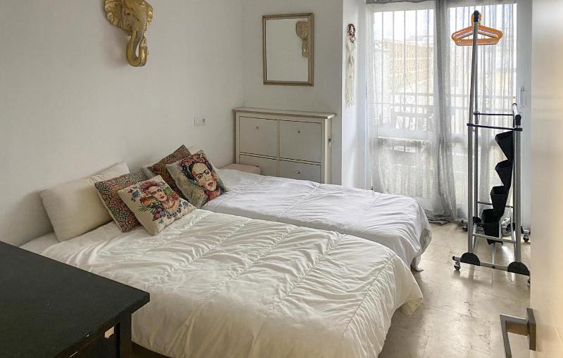 Gorgeous Apartment In Fuengirola - image 18
