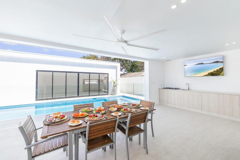 57 Tomaree Road House - Pool Air-con Wi-fi Boat Parking - image 29