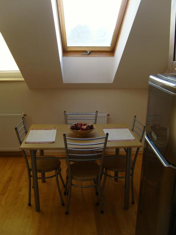 Apartment image 2
