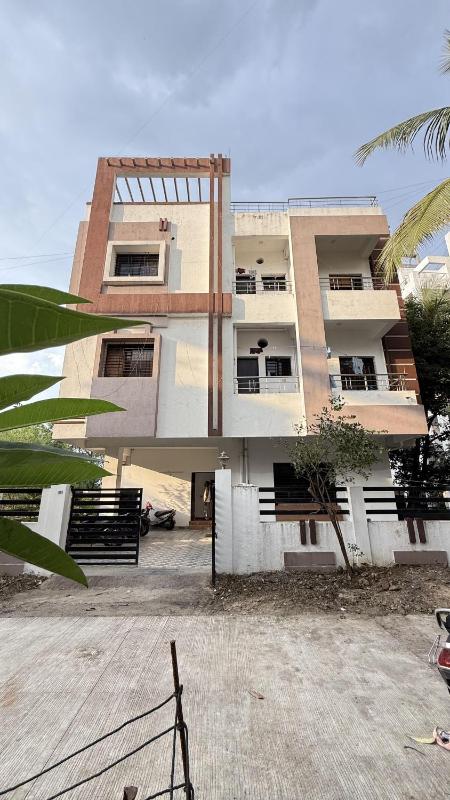 Royal Homes - image 5