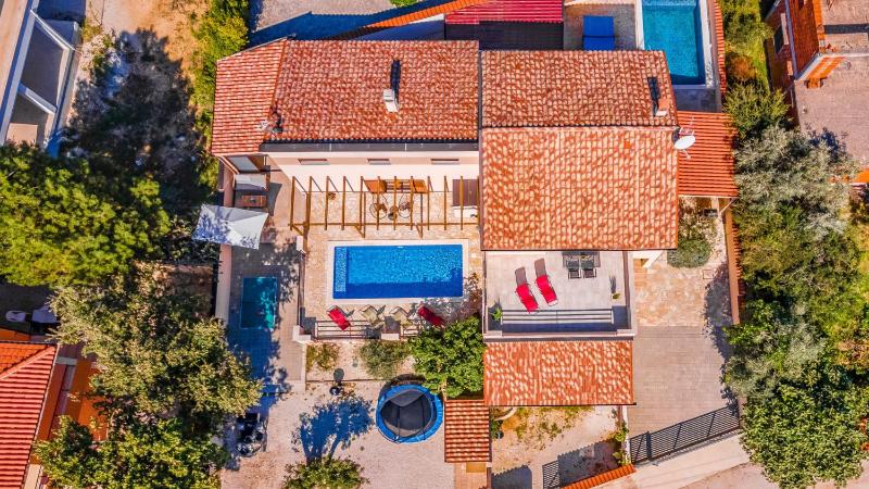 Villa Lona by Villas Guide - image 16