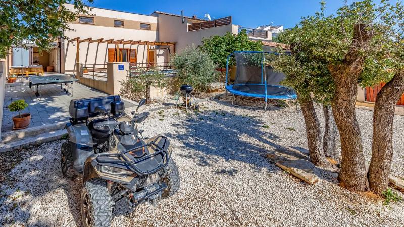 Villa Lona by Villas Guide - image 19