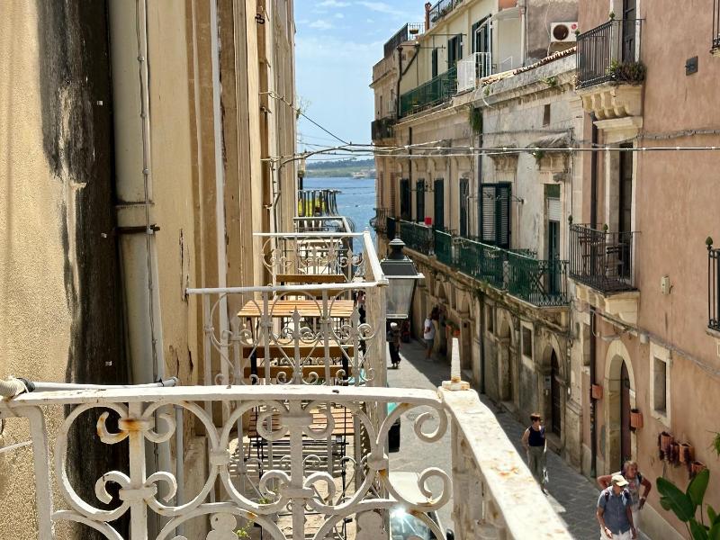 Milonghita Apartment Ortigia by Ortigiaapartments - image 15