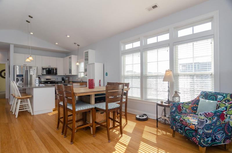 E-Sea Living by Bryant Real Estate - image 32