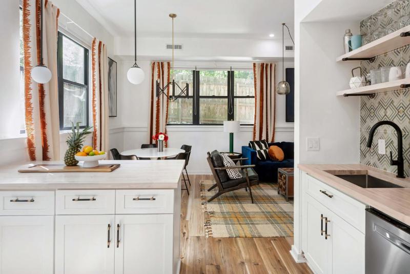 Inman Park Royal 1 BR Beltline Steps - image 3