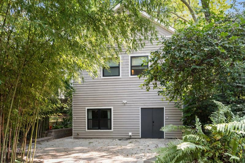 Inman Park Royal 1 BR Beltline Steps - image 2