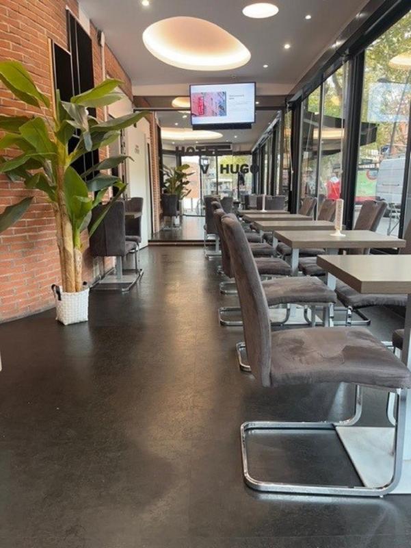 Hotel Victor Hugo - image 31