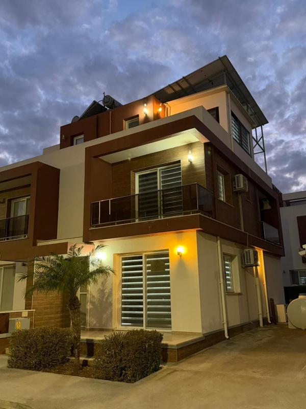 Royal Sun Comfortable Villa - image 1
