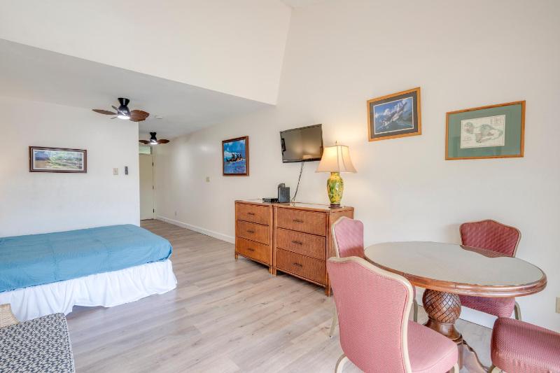 Kihei Bay Surf B212 - image 18