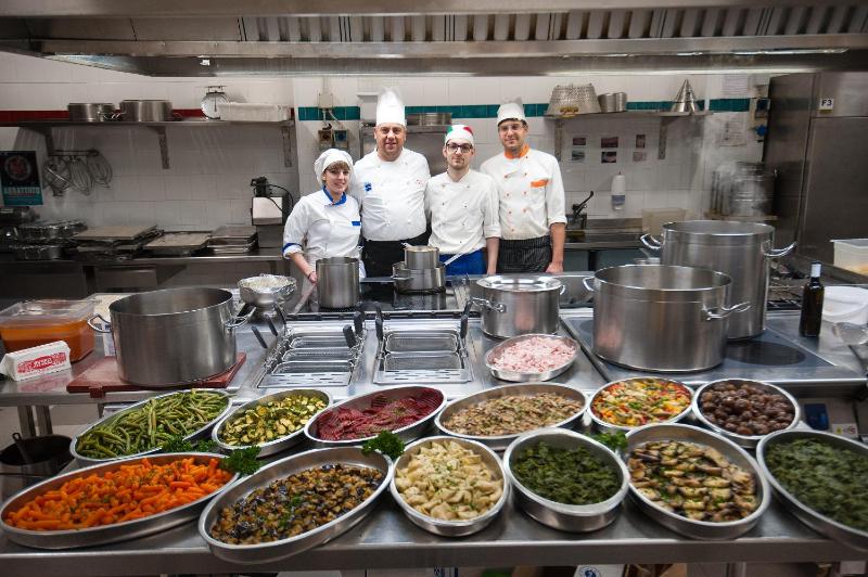 Standard Single Room image 3