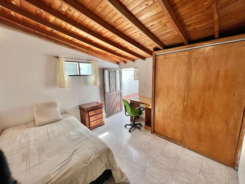 Private room Laureles Estadio la 70 Fast WIFI - image 4