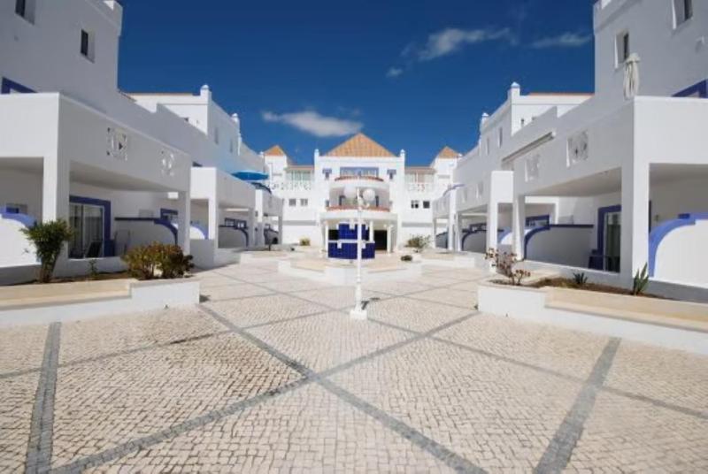 Quinta Velha Garage&Pool Flat 103 - image 32