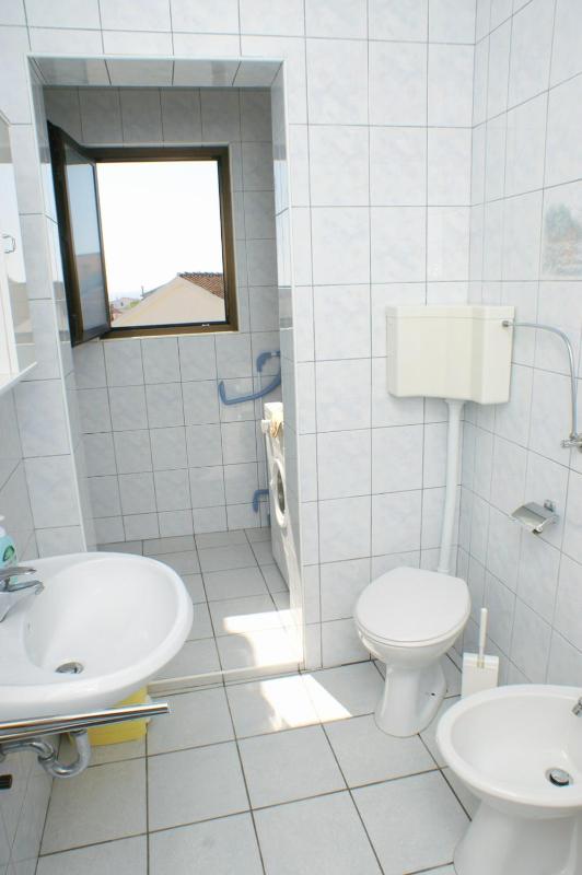 Apartment Novalja 212a - image 8
