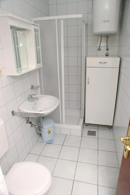 Apartment Novalja 212a - image 2