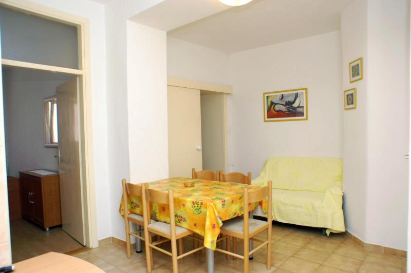 Apartment Novalja 212c - image 14