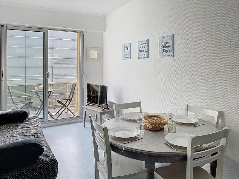 Studio rénové avec balcon à 100m de la plage et piscine - 4 personnes - Les Sables-d'Olonne - FR-1-331-204 - image 6