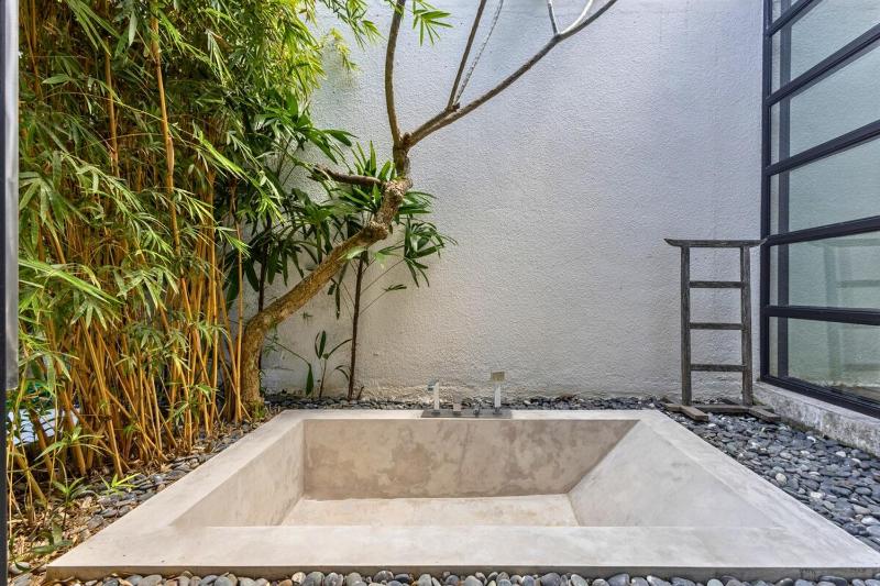 Zen Retreat. 3BR Japanese Inspired Oasis w/ Pool - image 16