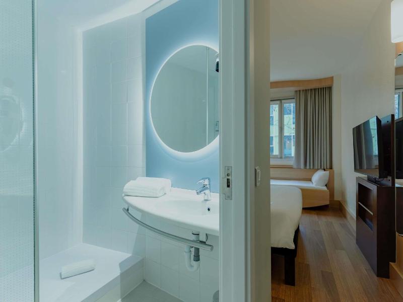 ibis Barcelona Pza Glories 22 - image 14
