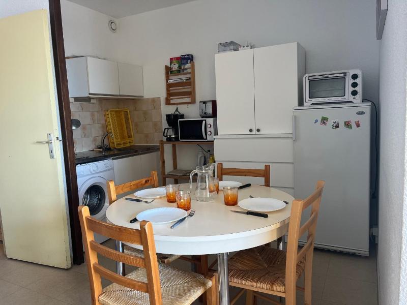 Gruissan: T2 Cabine Piscine Parking Centre 4/5 pers Petit Budget - FR-1-796-3 - image 10
