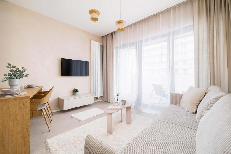 Nowoczesny Apartament w Katowicach z Balkonem w Pobliżu Spodka by Noclegi Renters - image 1