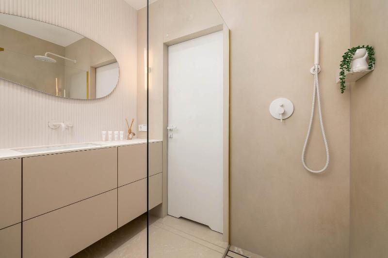 Nowoczesny Apartament w Katowicach z Balkonem w Pobliżu Spodka by Noclegi Renters - image 13