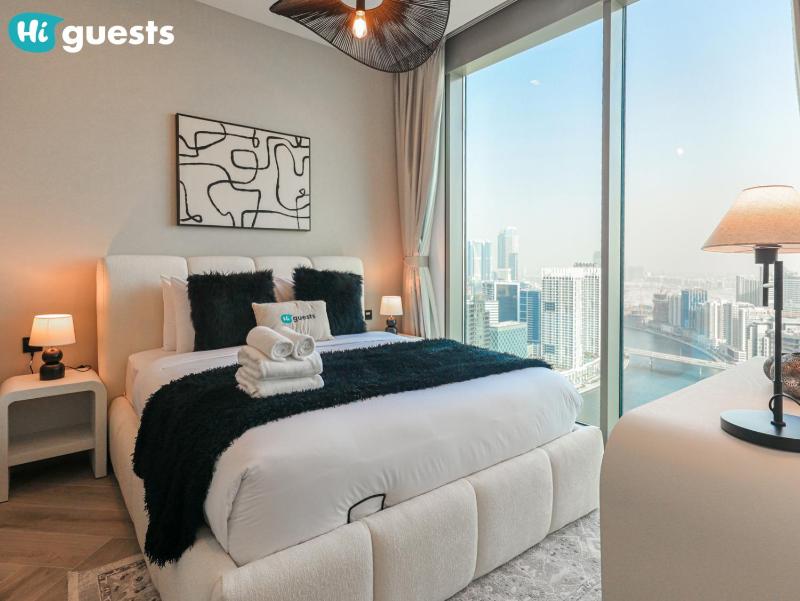 Peninsula Luxury 1 BR with Stunning Water Views - image 16