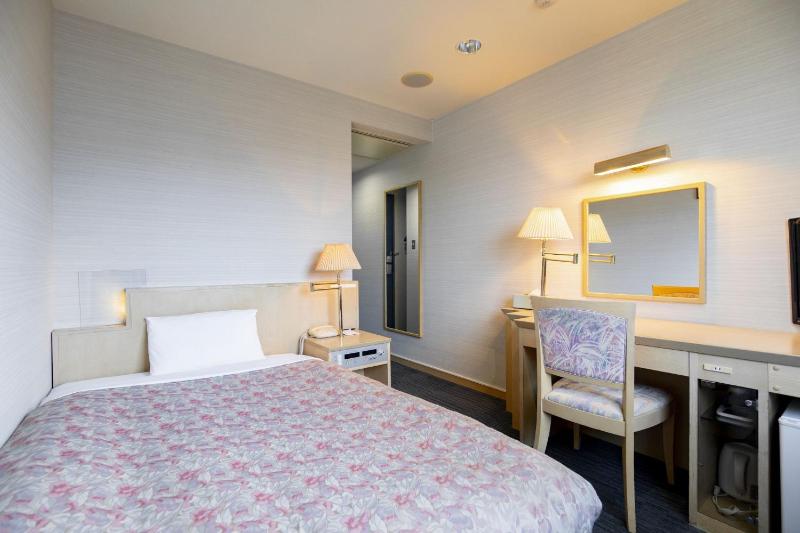 Kanazawa Central Hotel - image 13