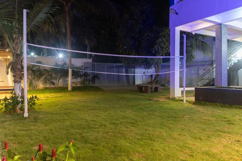 Villa De Aqua ECR 2 with Rain Shower Pool and 4K Cinema - image 15