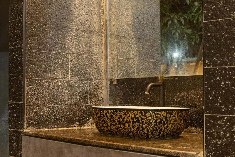 Villa De Aqua ECR 2 with Rain Shower Pool and 4K Cinema - image 7