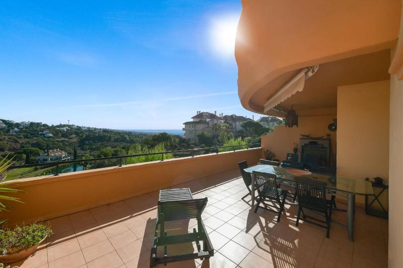 Beautiful 2 bedroms apartment located in Elviria Hills - image 23
