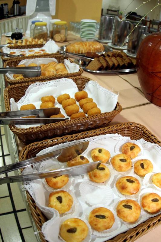 Nascimento Praia Hotel - image 5