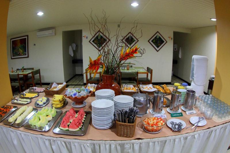 Nascimento Praia Hotel - image 2