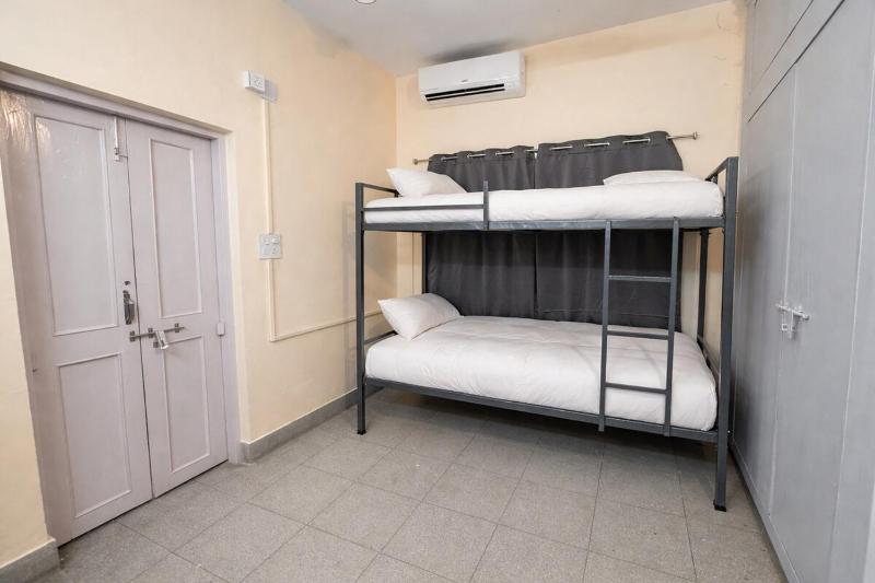 Luxury Living in Patliputra Villa 3.5BHK: 8 Beds - image 23