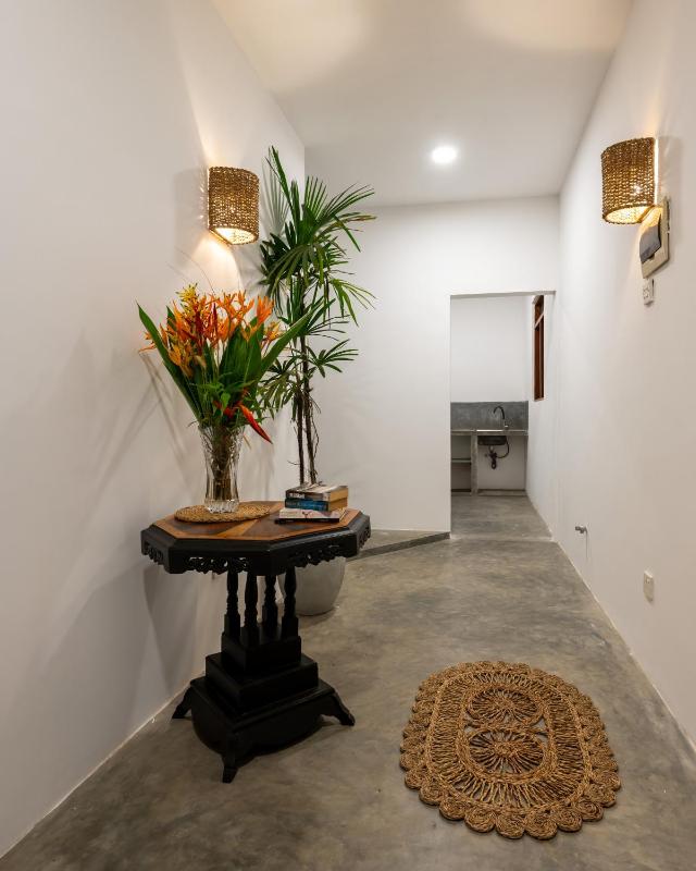 La Cove - image 10